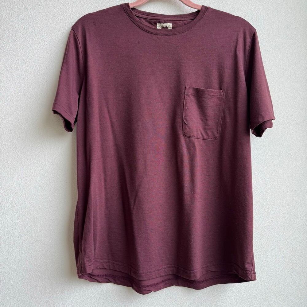 Tracksmith X Taylor Stitch merino Wool (?) Short Sleeve Burgundy Tee Size Medium